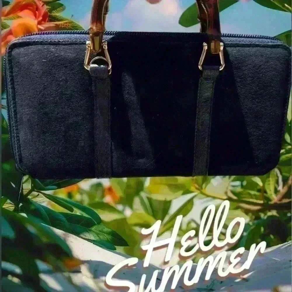 Authentic Gucci Bamboo 2Way (Suede)Impossible to find in this condition in Navy